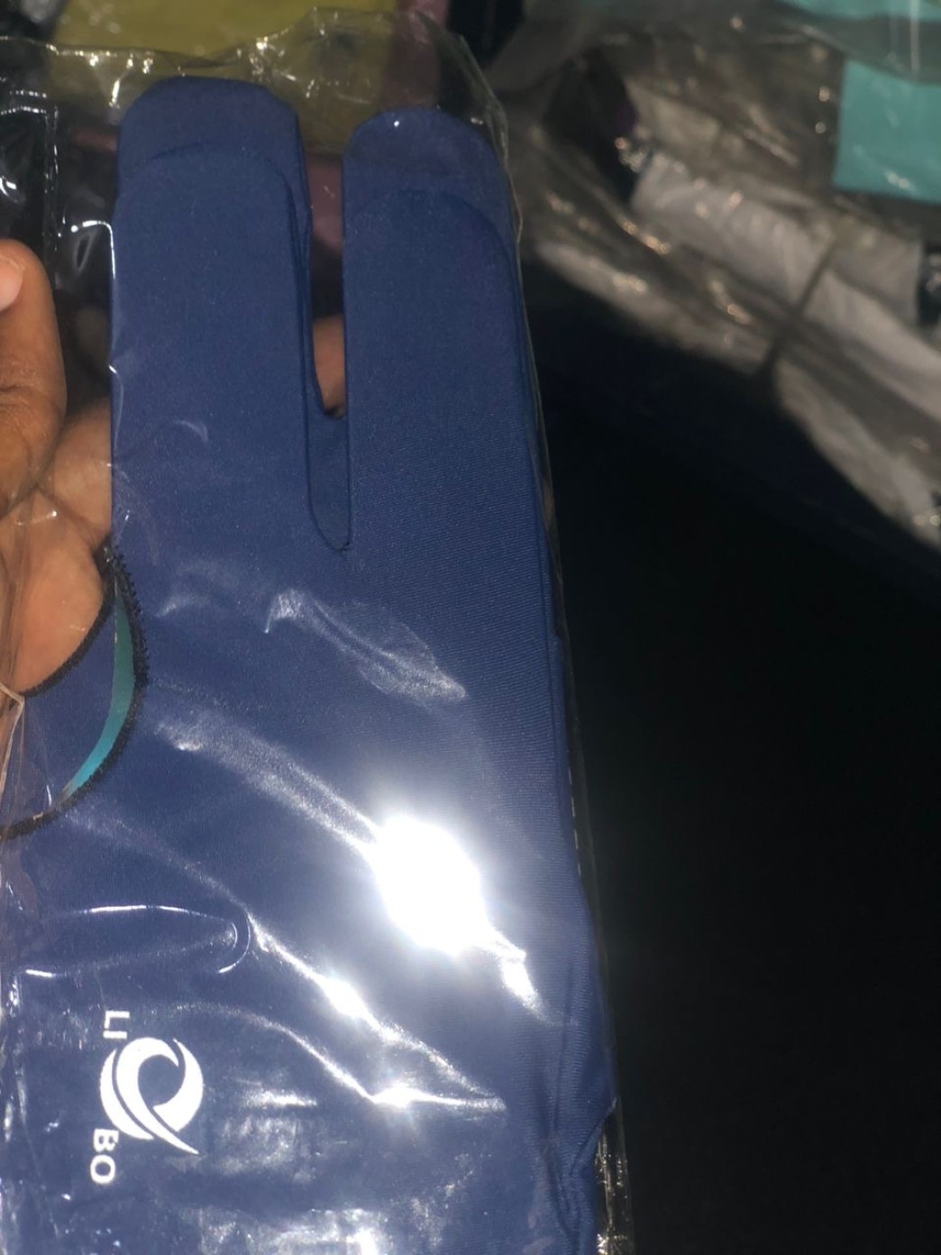 Snooker gloves - hover